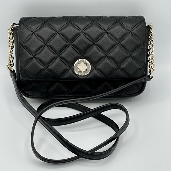 Meet your Posher, Claudia - Picture 11 of 16